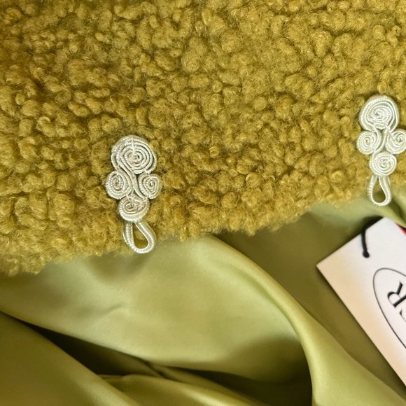 NEW //Cider "On My Turf" Colorblock Teddy Coat\\ Fancy Closures with Slouchy Fit - Picture 12 of 16